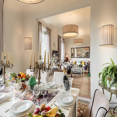 Appealing In With Terrace Apartman Lucca