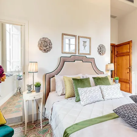 Appealing In With Terrace Lucca