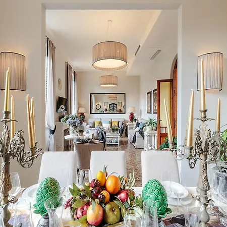 Appealing In With Terrace * Lucca