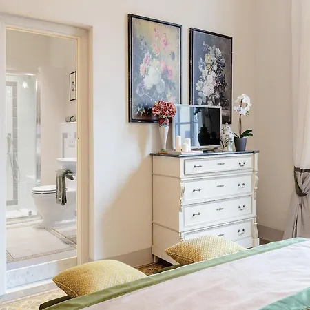 Appealing In With Terrace