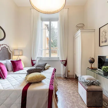 Appealing In With Terrace Apartman Lucca